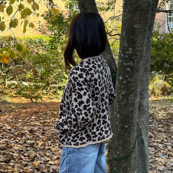 FROM PARIS FRANCE CHIC GOLD BUTTON KNIT
CARDIGAN SWEATER WITH FRONT POCKETS - Picture 3 of 4